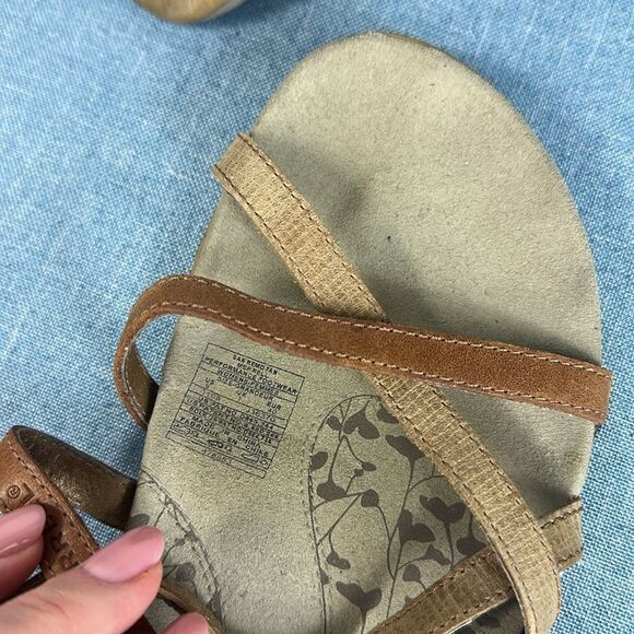 Merrell San Remo li Outdoor Brown And Tan Strappy Sandals Size 9 - Picture 7 of 7